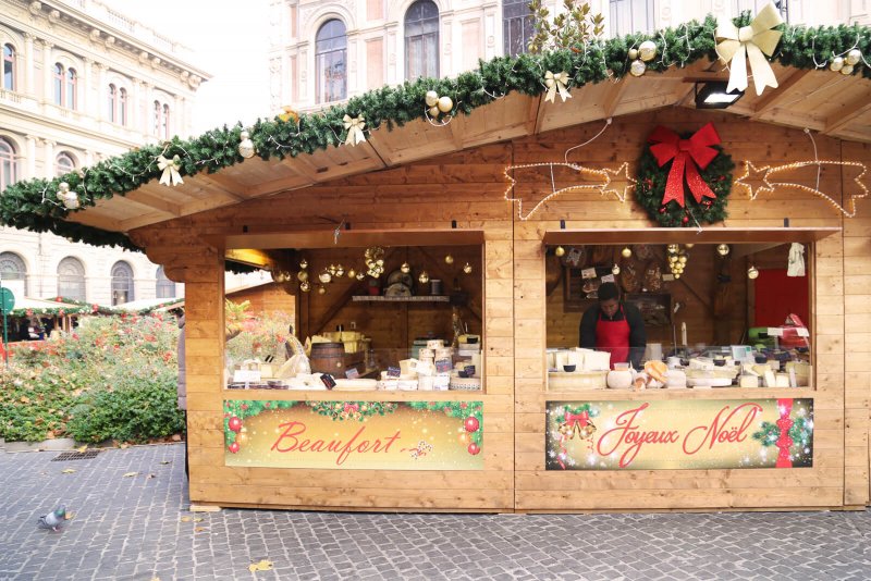mercatini natale Piazza Minghetti Bologna