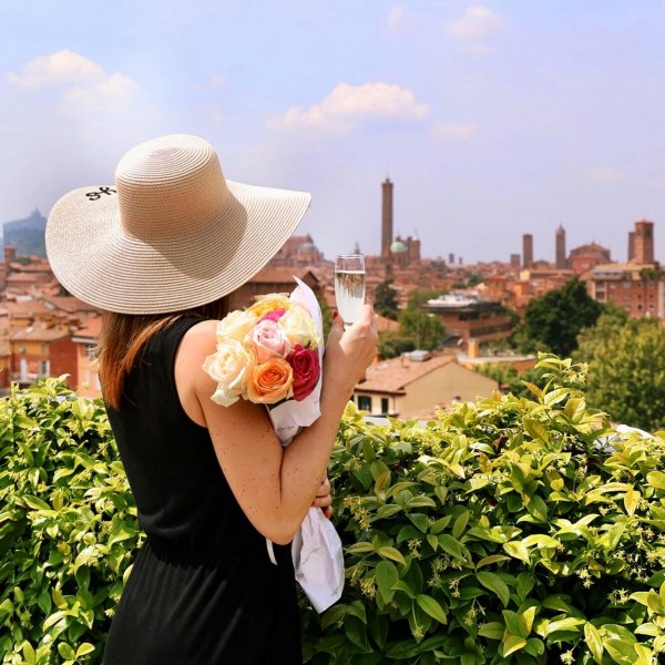 Aperitivo con vista Bologna al tramonto