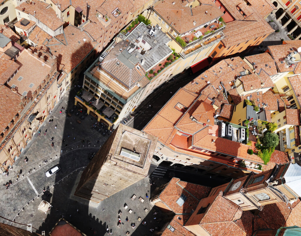 How to arrive in Bologna